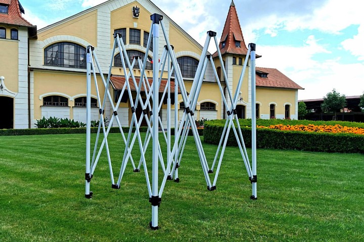 stand de vânzare 3X3