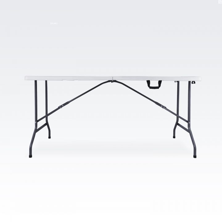 masă pliabilă pe perete